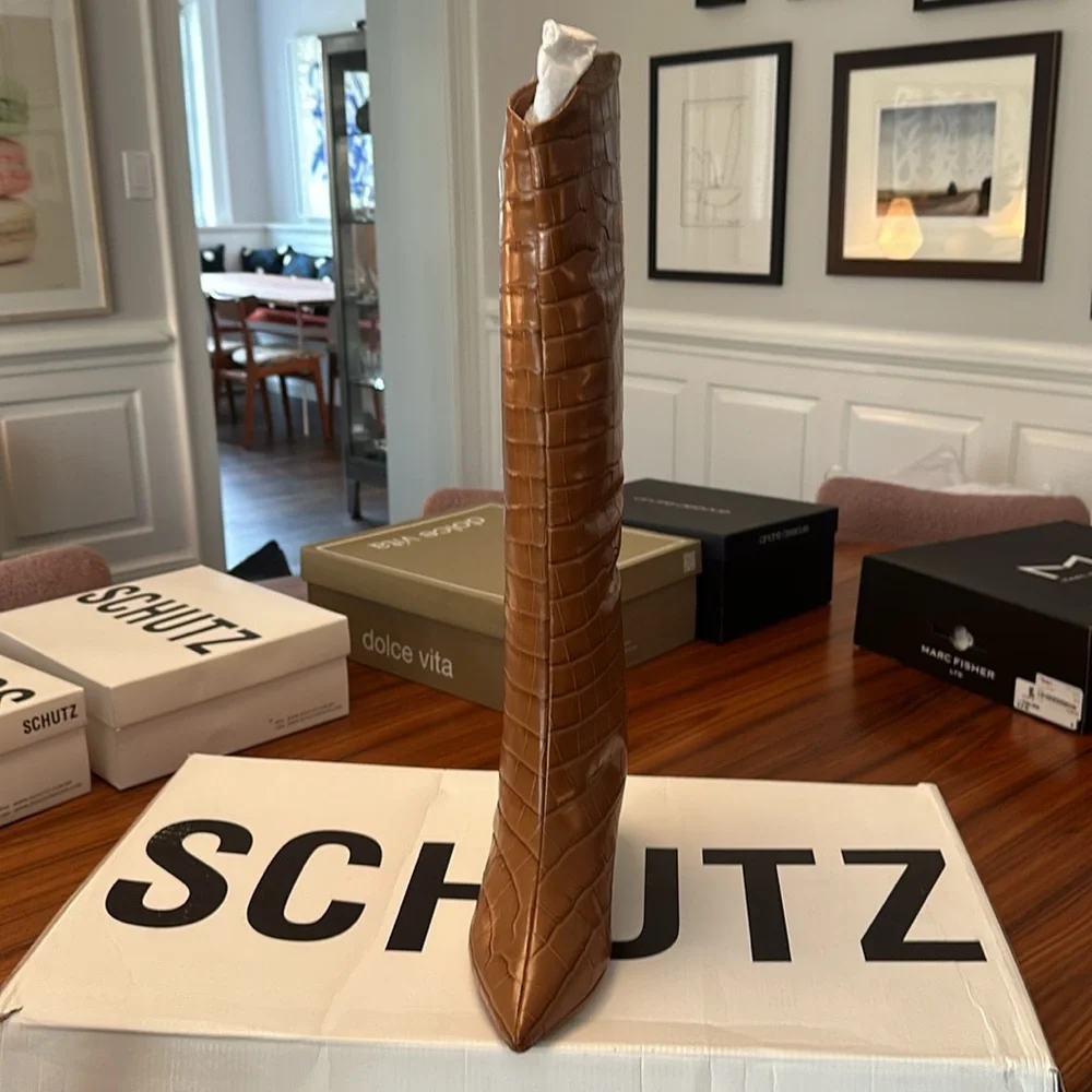 SCHUTZ “Mary Boot” NEW WITH TAGS $35 - Picture 3 of 3